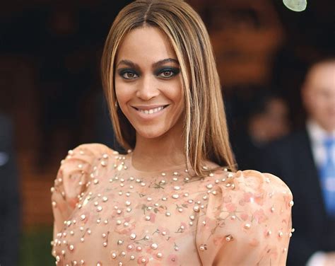 How To Wear A Bold Makeup Look According To Beyoncés Makeup Artist