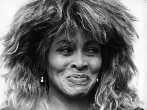 Löwenmähne Nur Eine Perücke Tina Turner Die Starke Frau Mit Der