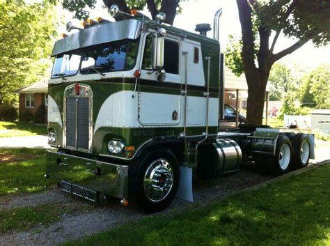 Cabover Kenworth Lastbil