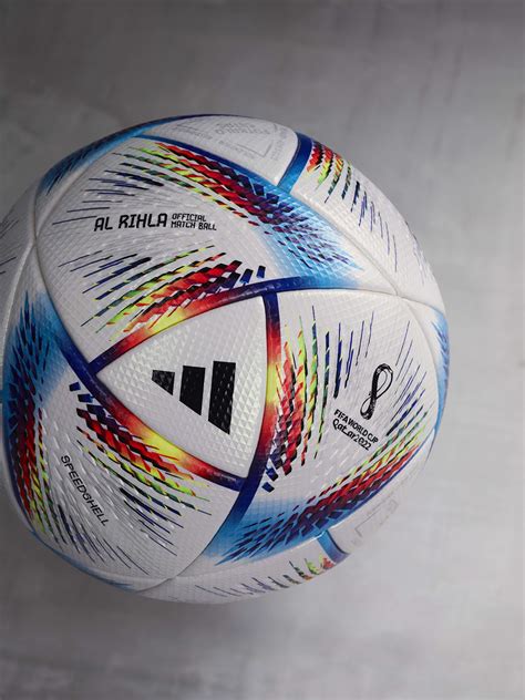 Der Offizielle Spielball Der Wm 2022 Heißt Al Rihla