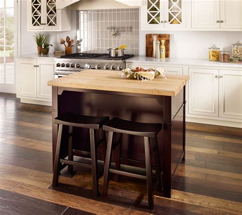 This island is not only helpful when it comes to food prep, but it also has plenty of storage for cookbooks thanks to the bookshelves. The Conversation island (ISL13) features two working drawers, removable center wine rack a ...
