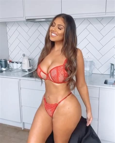 Anna Vakili Proudly Shows Off Curves In Red Lingerie In Bold Body