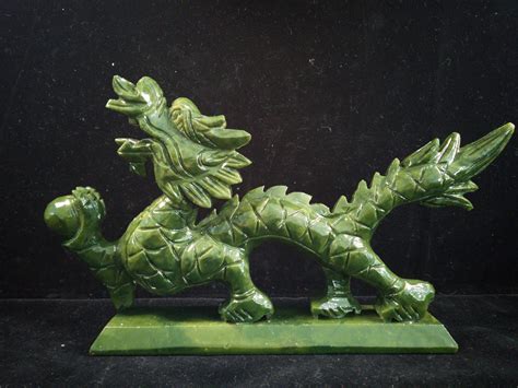 Exquisite Natural Jade Handmade Hand Carved Dragon Statues We Make