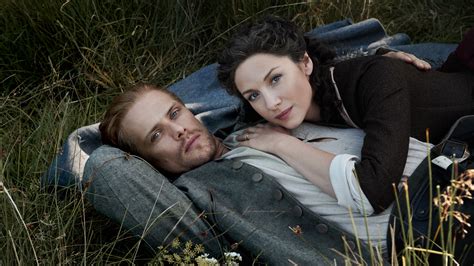 ‘outlander Season 5 Review Jamie And Claire Are Back And Better Than