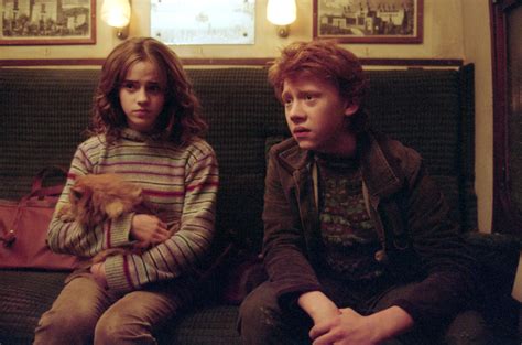 29 Signs That Hermione Liked Ron From The Start Wizarding World