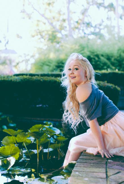 Raelynn Lends Her Voice To Support Music Education With “always Sing