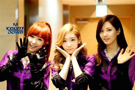 Year In Review The Members Of Girls Generation In 2012