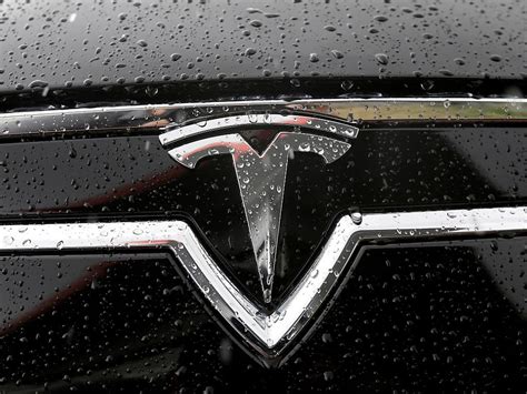 Problemi Servosterzo Tesla Richiama 123mila Auto Elettriche Swi