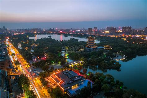 A Birds Eye View Of Daming Lake In Jinan Picture And Hd Photos Free