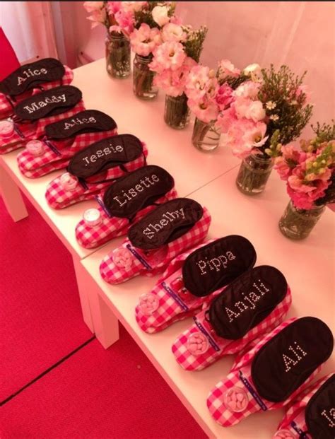 Browse gift guides for mom, the guys, kids, pets, and more. Pin by Ilze Pretorius on SLEEPOVER IDEAS! | Birthday ...