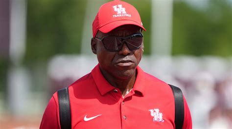 Olympic Legend Carl Lewis Named Track Coach At University Of Houston