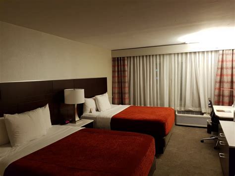 Alo Hotel By Ayres Orange Bed Bugs Super 8 By Wyndham Costa Mesa