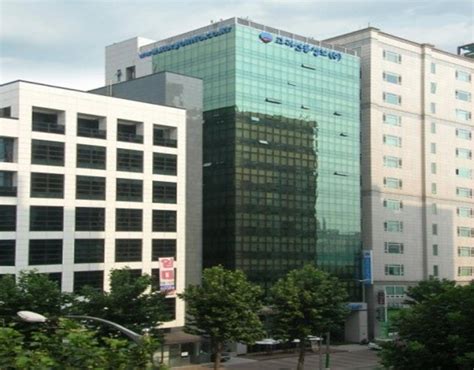본사는 서울특별시 강남구 광평로 280 로즈데일빌딩 4층에 위치에 있으며, 등기상주소는 전라북도 무주군 무주읍 당산강변로 32번지에 있다. GLOBAL ANC - 연합건업 유니온 빌딩