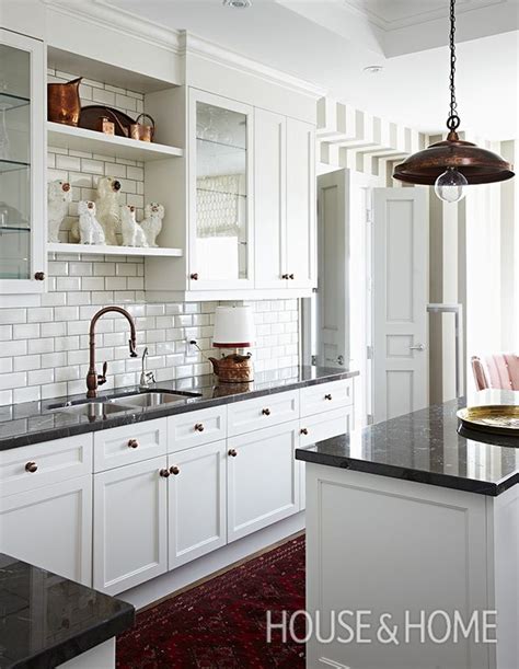 16 Traditional Kitchens With Timeless Appeal Backsplash For White