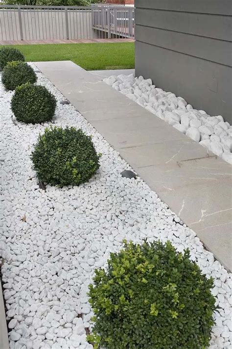 Awesome Front Yard White Rock Landscaping Ideas Stone Landscaping Small Front Yard