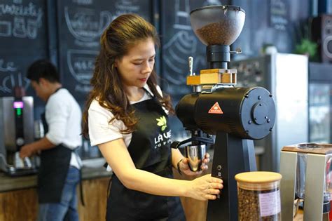 What Is A Barista For Specialty Coffee Craft Coffee Guru