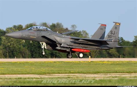 mcdonnell douglas f 15e strike eagle usa air force 307th fighter squadron based at seymour