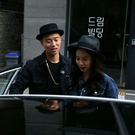 Random capable, he is known to be the dark horse in running man. Song Ji Hyo and Kang Gary, Running Man Ep. 291