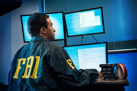 Fbi Head Of Cybersecurity In San Francisco Warns Look To Inside Threats