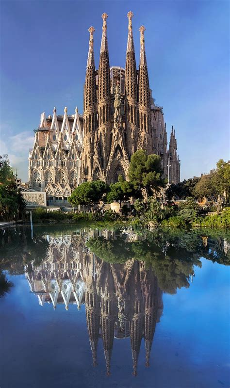 Gods Architect Look Back At The Extraordinary Work Of Antoni Gaudí