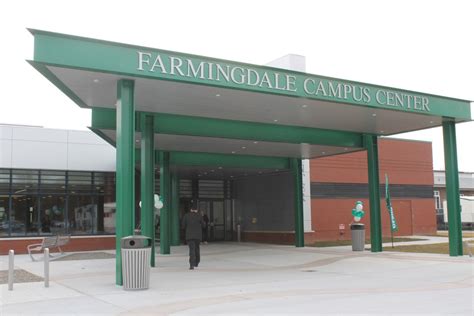 Farmingdale State College Opens New Campus Center