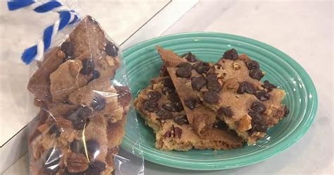 Chocolate Chip Cookie Brittle Its Delicious And Simple To Make
