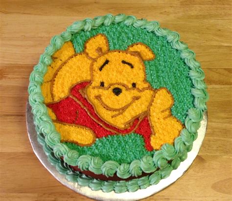 Share More Than 69 Winnie The Pooh Cake Buttercream Latest Indaotaonec