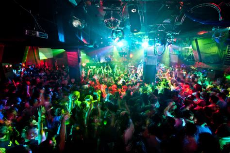Top 5 Night Clubs In New York All About The Travel Travel Tips