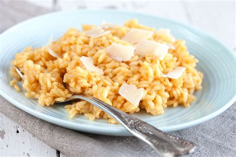 Maybe you would like to learn more about one of these? Risotto Milanese - ohmydish.com