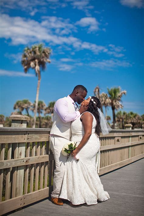 (1) chapel wedding arbor experienced beach wedding officiant is included in days gone by, brides and grooms didn't think much about video coverage until they were out of money in their budget. Georgia and Florida Beach Weddings. Build Your Own Beach ...