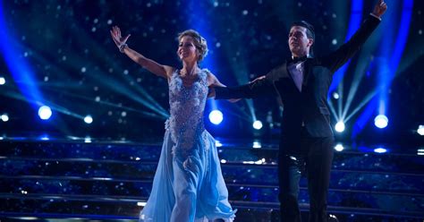 Lindsey Stirling Readies Sensual And Sexy Routine For New Dancing With The Stars Huffpost