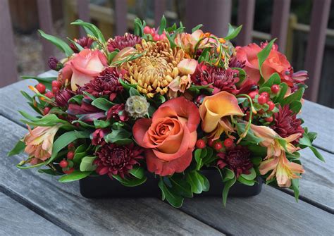 Thanksgiving Table Centerpiece With Coffee Break Roses