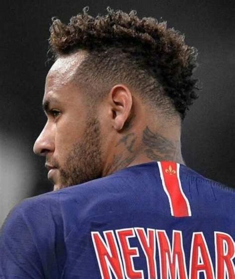 Ask me in neymar jr is down for trying a new hairstyle. Neymar Hairstyle / Neymar S Spaghetti Like Hairdo Reminds ...
