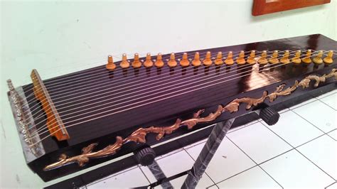 5000 ini berasal dari nusa tenggara timur, indonesia. alat musik tradisional beserta penjelasannya dan gambarnya ...