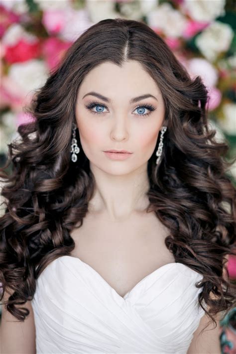 Simple wedding hairstyles for medium length hair. Style Ideas: 20 Modern Bridal Hairstyles for Long Hair ...