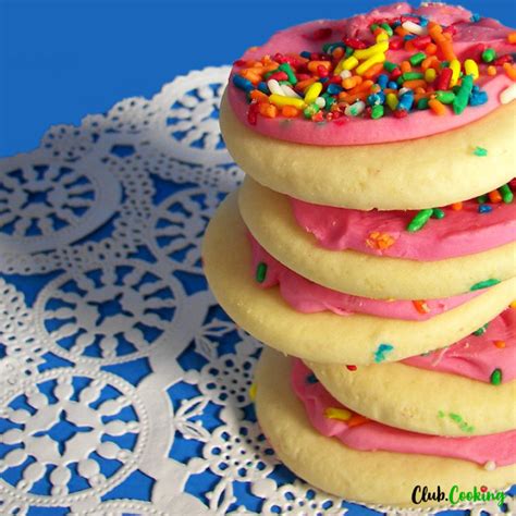 Frosted Sugar Cookies Recipe
