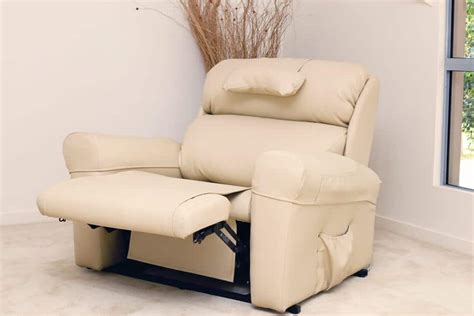 Bariatric chairs are care chairs which have been designed specifically with larger users in mind. Bariatric Chair, Bariatric Recliner and Sleeping Chairs ...