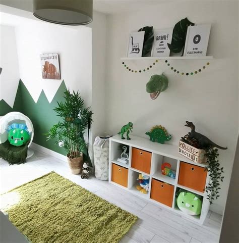 Use these boys' room ideas next time your son needs a bedroom redo. 12 Amazing Dinosaur Inspired Bedrooms For Kids - Ideas ...