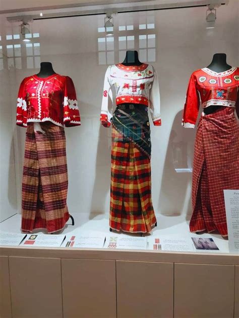 Up Visayas Opens Gallery Featuring Traditional Filipino Garments