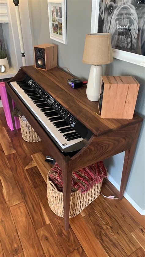 Walnut Keyboard Stand Using Modified Plans From 3x3 Custom Wood