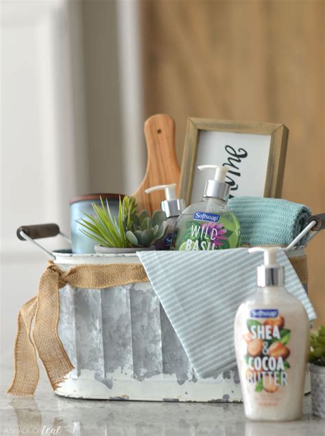 The gift card is a perfect way to get them started in the new year. Easy Housewarming Gift Basket!