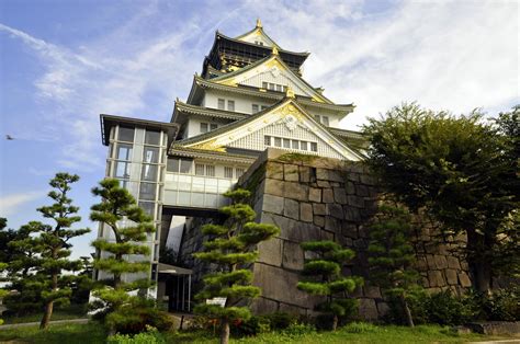 The castle is one of japan's most famous landmarks and it played a major role in the unification of japan. Morning Walk to Osaka Castle | Exploring the World One Day ...