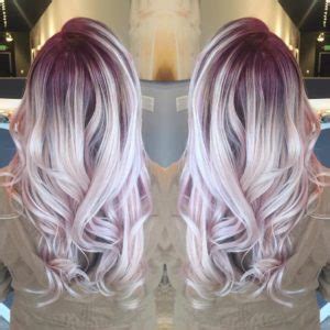 Burgundy hair with blond highlights, is that possible? Best Burgundy hair with highlights 2019 ¡Photo ideas ...