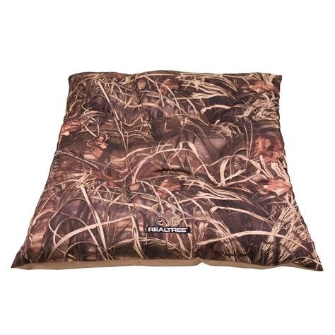 Free shipping on orders of $35+ and save 5% every day with your target redcard. Realtree 44x35 Camo Tufted Bed - Large, | Dog bed, Dog ...