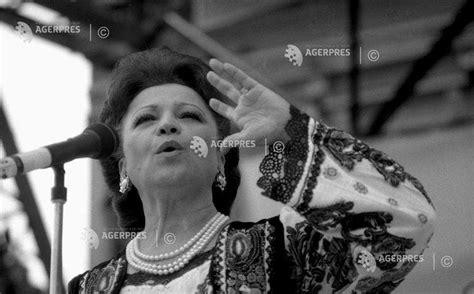Сегодня 20:51, 60 лет, cantemir, молдова. Imagine din arhiva AGERPRES: Maria Ciobanu in concert - ZiarMM