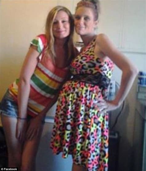 Danielle Saxton Pregnant Woman Arrested After Posting Stolen Dress