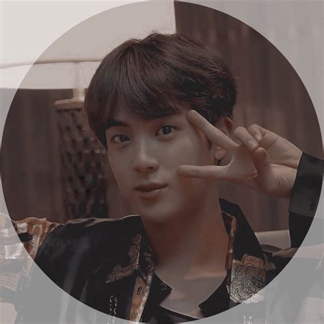 ・like or reblog if you save ♡. #bts#aesthetic#jin | Profile picture, Jin, Kpop aesthetic