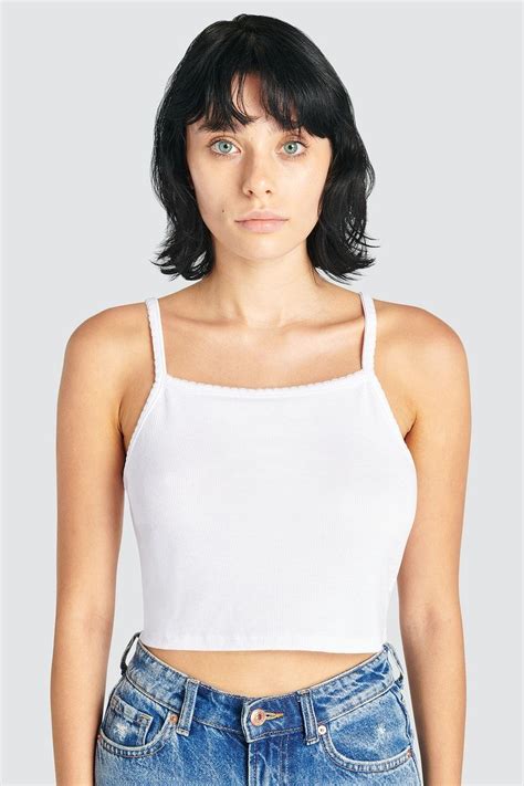 Download Premium Illustration Of Woman In A White Singlet Top Mockup Clothing Mockup Women