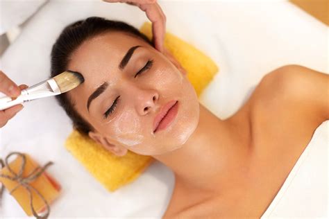 The Best Facial Spa Treatment Packages For All Skin Type