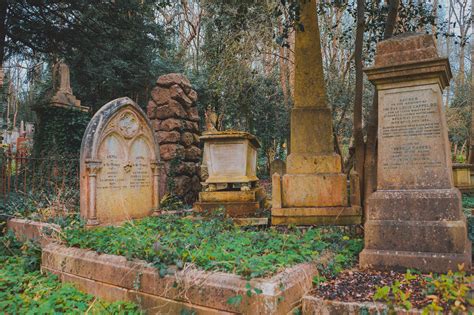 Highgate Cemetery West Side London Hidden Gems Trips With Rosie